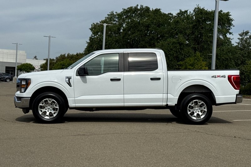 Ford F-150 Vehicle Full-screen Gallery Image 07
