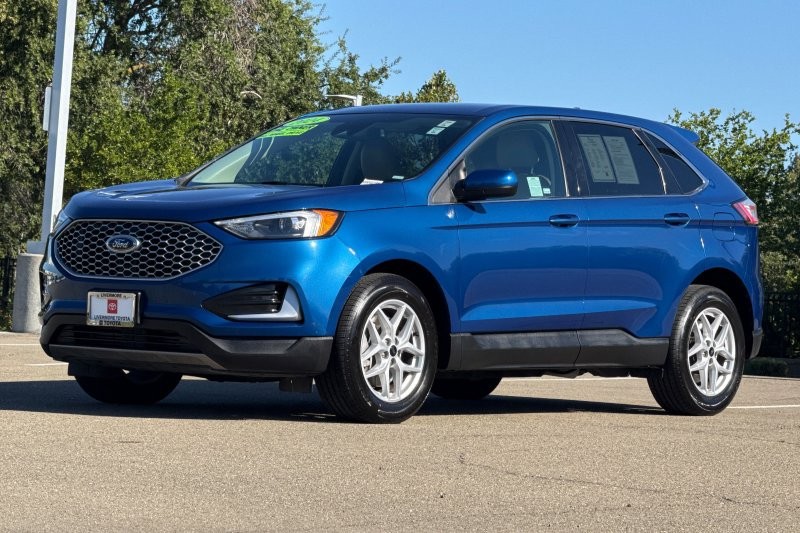 Ford Edge Vehicle Full-screen Gallery Image 08