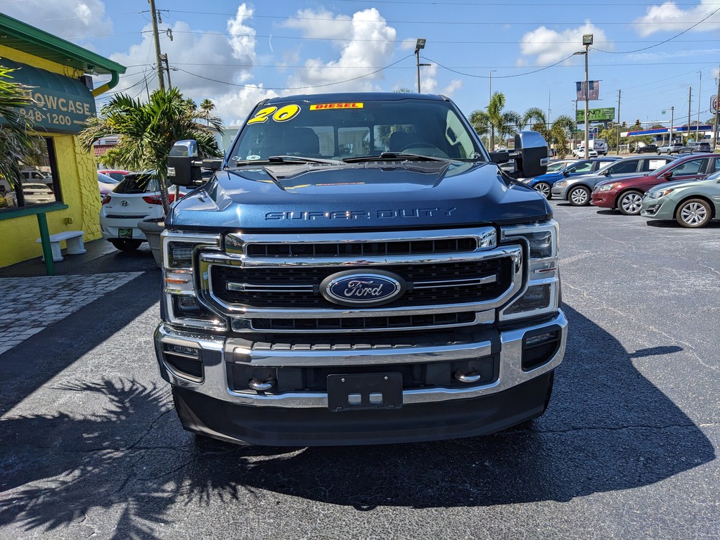 Ford Super Duty F-250 SRW Vehicle Full-screen Gallery Image 05