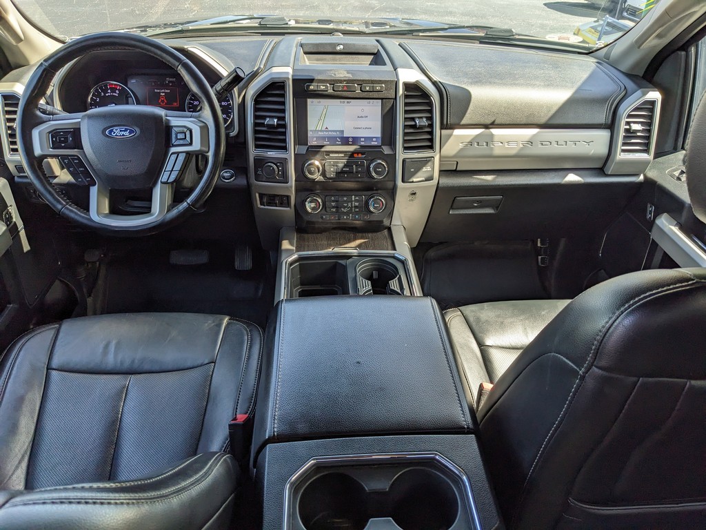 Ford Super Duty F-250 SRW Vehicle Full-screen Gallery Image 10