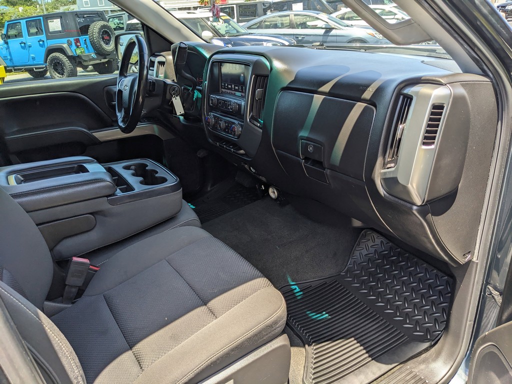 Chevrolet Silverado 1500 Vehicle Full-screen Gallery Image 08