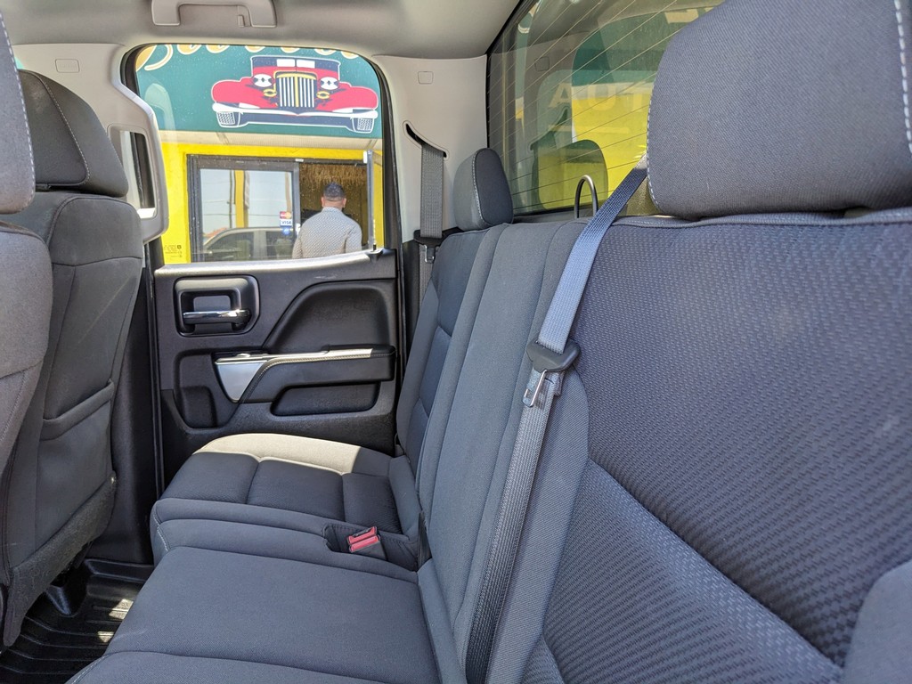 Chevrolet Silverado 1500 Vehicle Full-screen Gallery Image 13