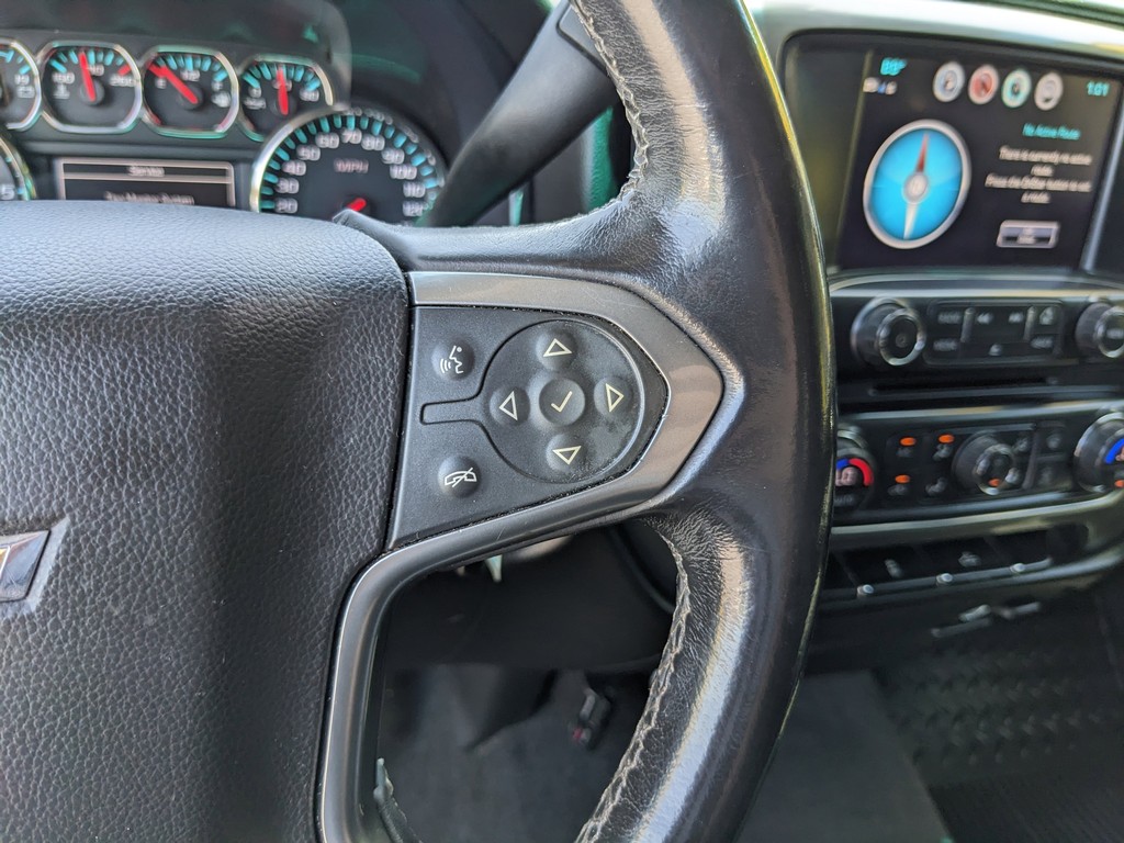 Chevrolet Silverado 1500 Vehicle Full-screen Gallery Image 24