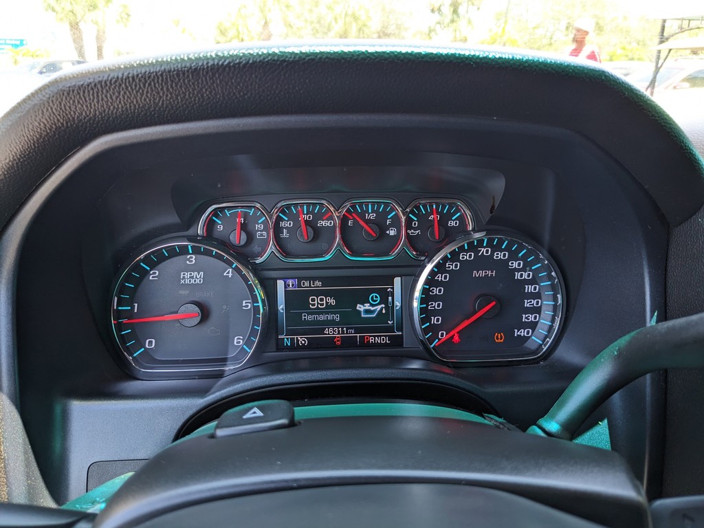 Chevrolet Silverado 1500 Vehicle Full-screen Gallery Image 27