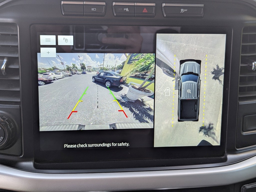 Ford F-150 Vehicle Full-screen Gallery Image 21