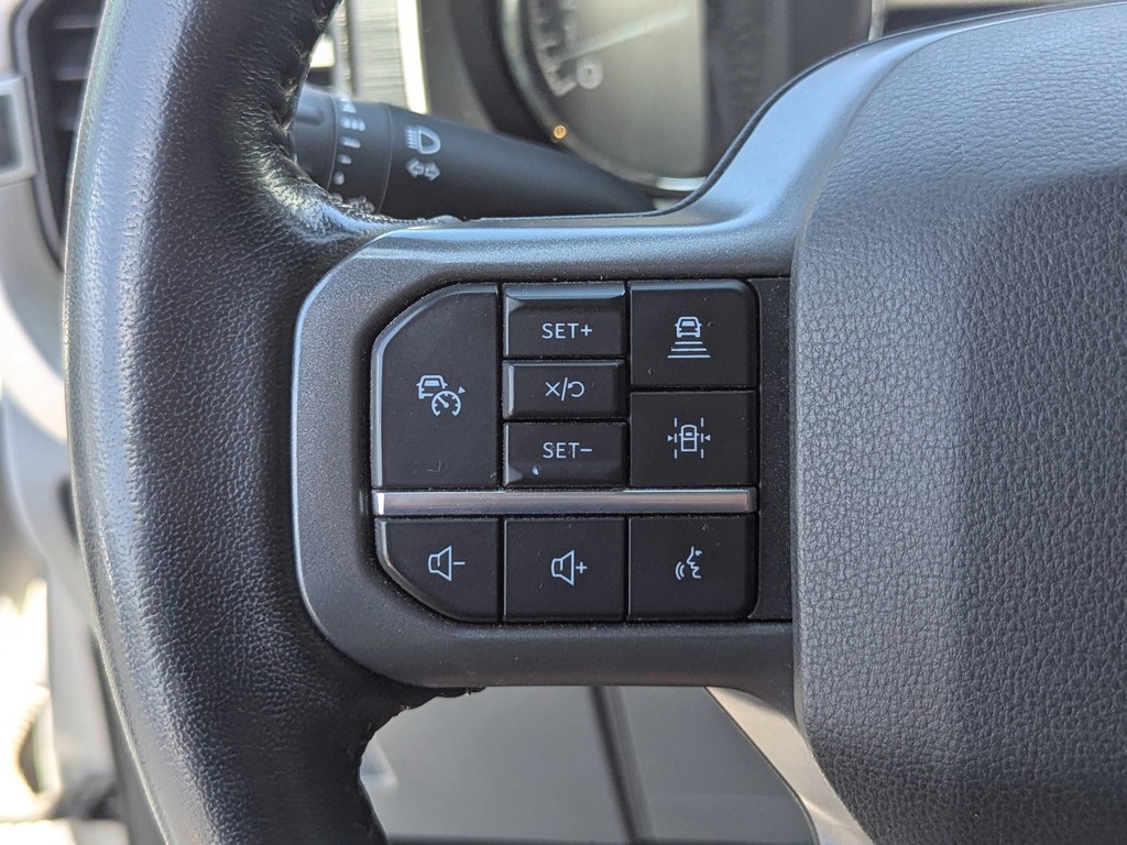 Ford F-150 Vehicle Full-screen Gallery Image 29