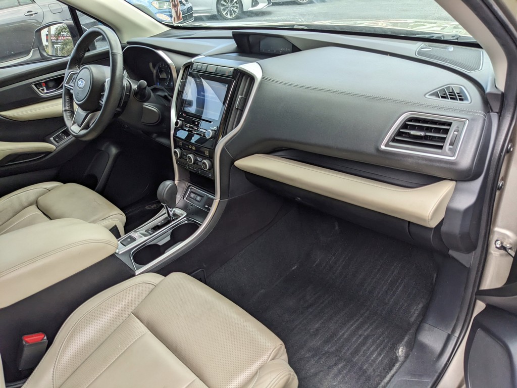 Subaru Ascent Vehicle Full-screen Gallery Image 11