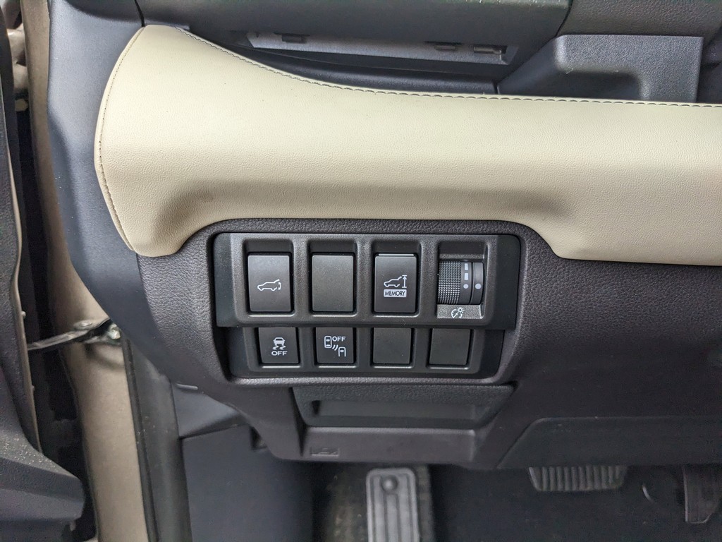 Subaru Ascent Vehicle Full-screen Gallery Image 27