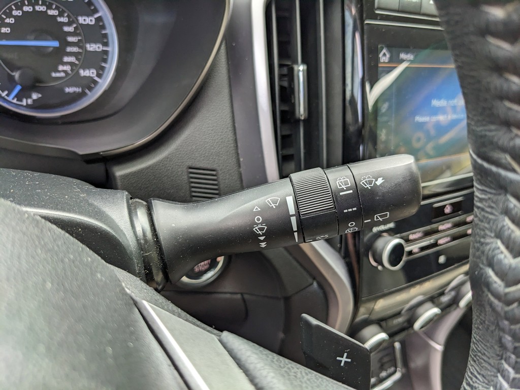 Subaru Ascent Vehicle Full-screen Gallery Image 32