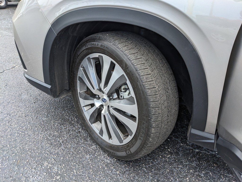 Subaru Ascent Vehicle Full-screen Gallery Image 34