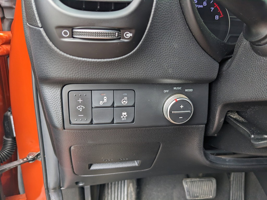 Kia Soul Vehicle Full-screen Gallery Image 23