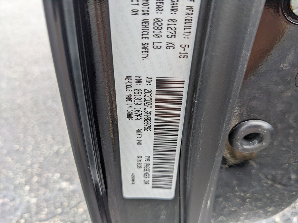 Dodge Challenger Vehicle Full-screen Gallery Image 35