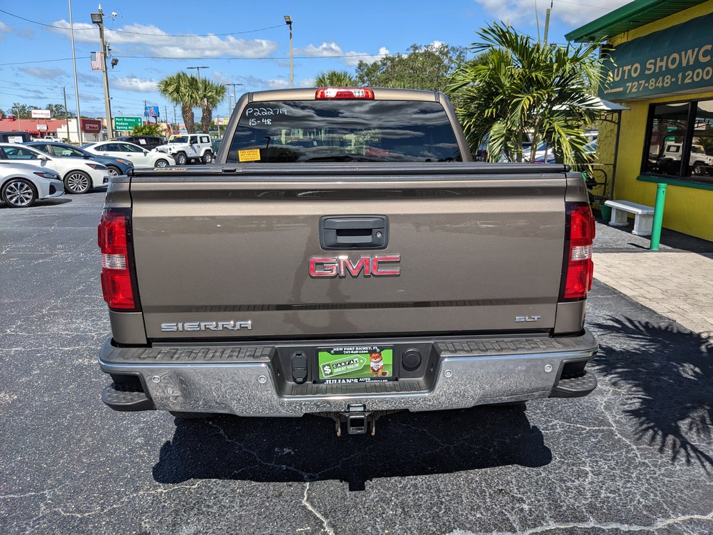 GMC Sierra 1500 Vehicle Full-screen Gallery Image 05