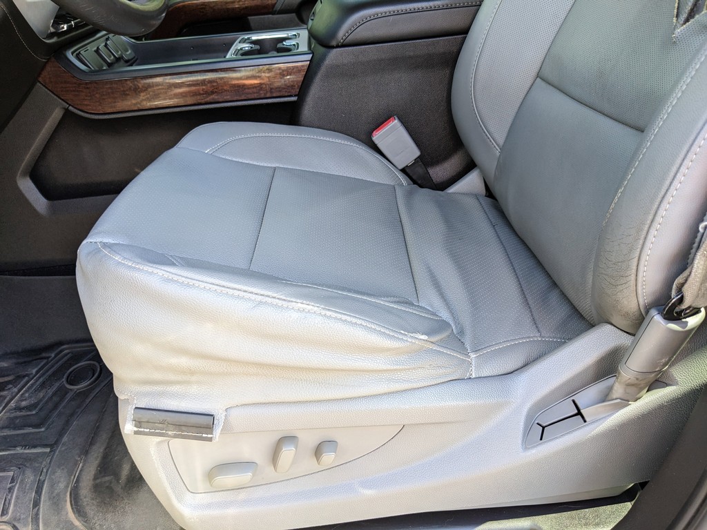 GMC Sierra 1500 Vehicle Full-screen Gallery Image 18