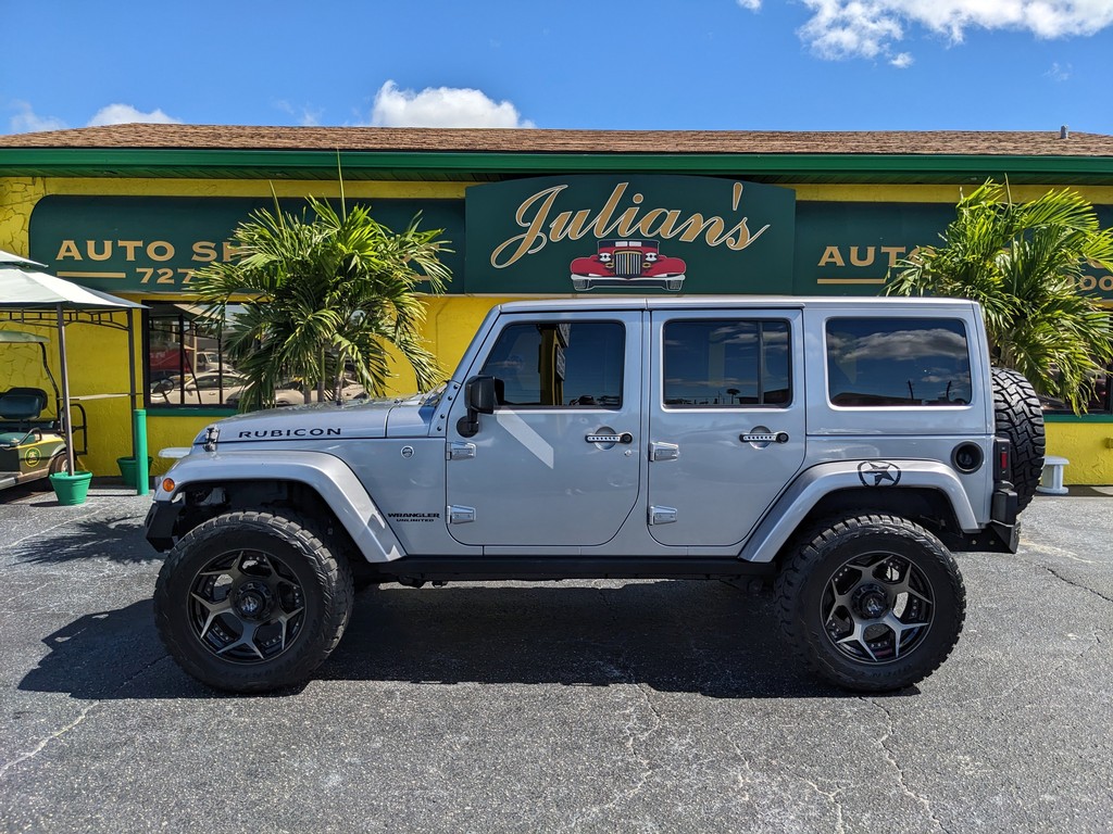 Jeep Wrangler Unlimited Vehicle Full-screen Gallery Image 03