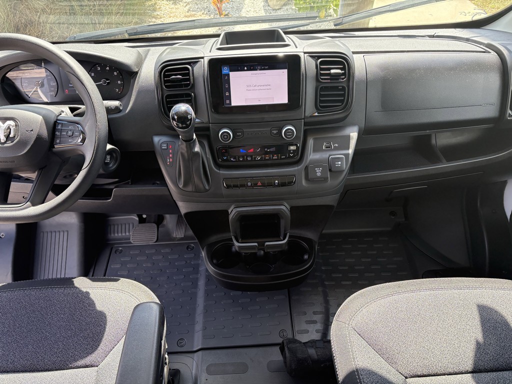 Ram ProMaster Cargo Van Vehicle Full-screen Gallery Image 12