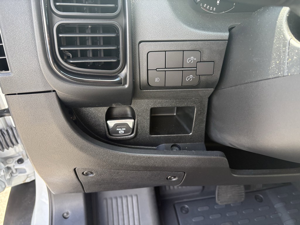 Ram ProMaster Cargo Van Vehicle Full-screen Gallery Image 20