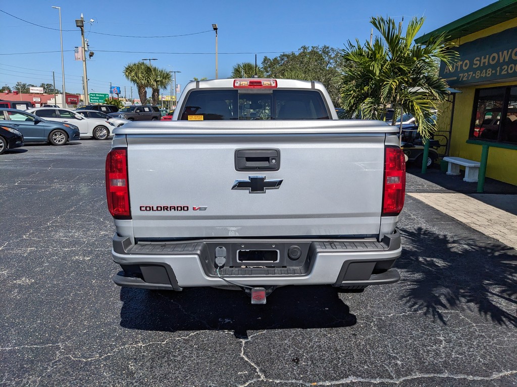 Chevrolet Colorado Vehicle Full-screen Gallery Image 05