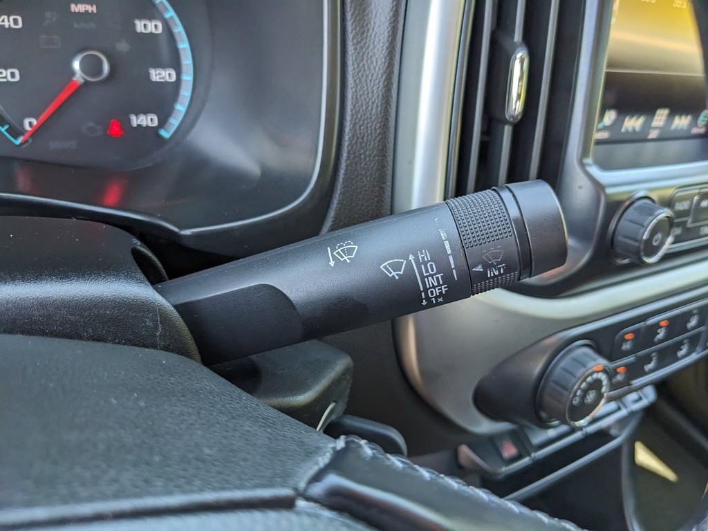 Chevrolet Colorado Vehicle Full-screen Gallery Image 28