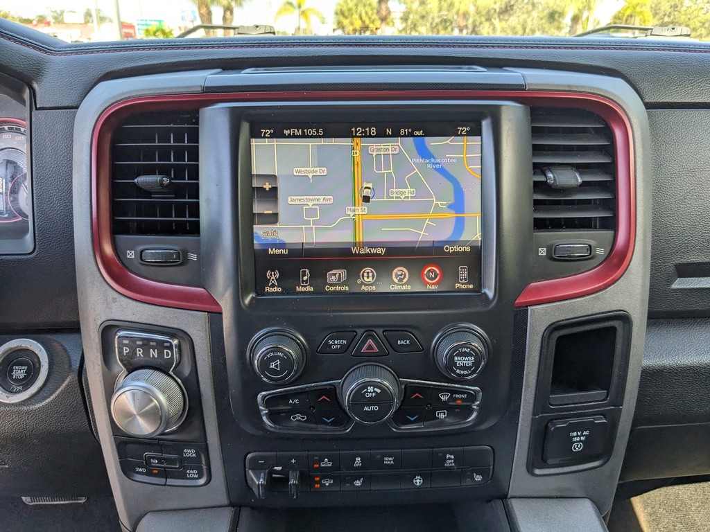 Ram 1500 Vehicle Full-screen Gallery Image 19