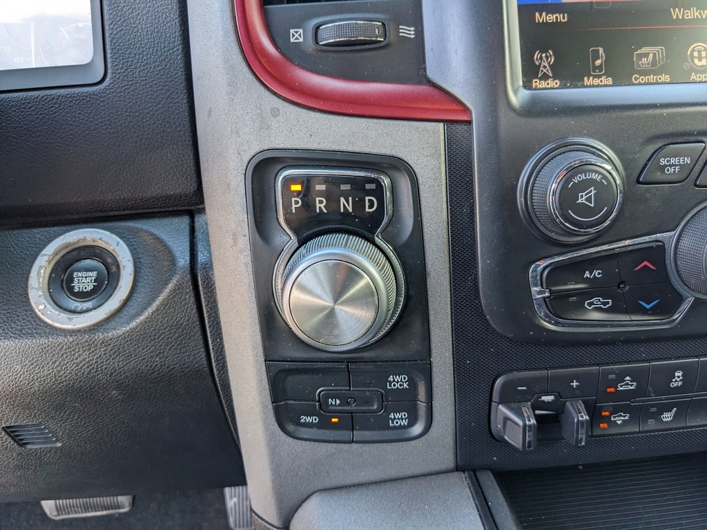 Ram 1500 Vehicle Full-screen Gallery Image 21