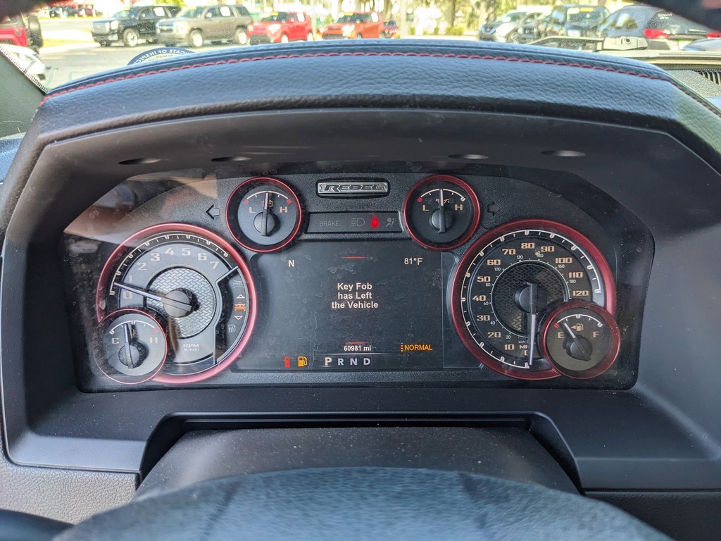 Ram 1500 Vehicle Full-screen Gallery Image 28