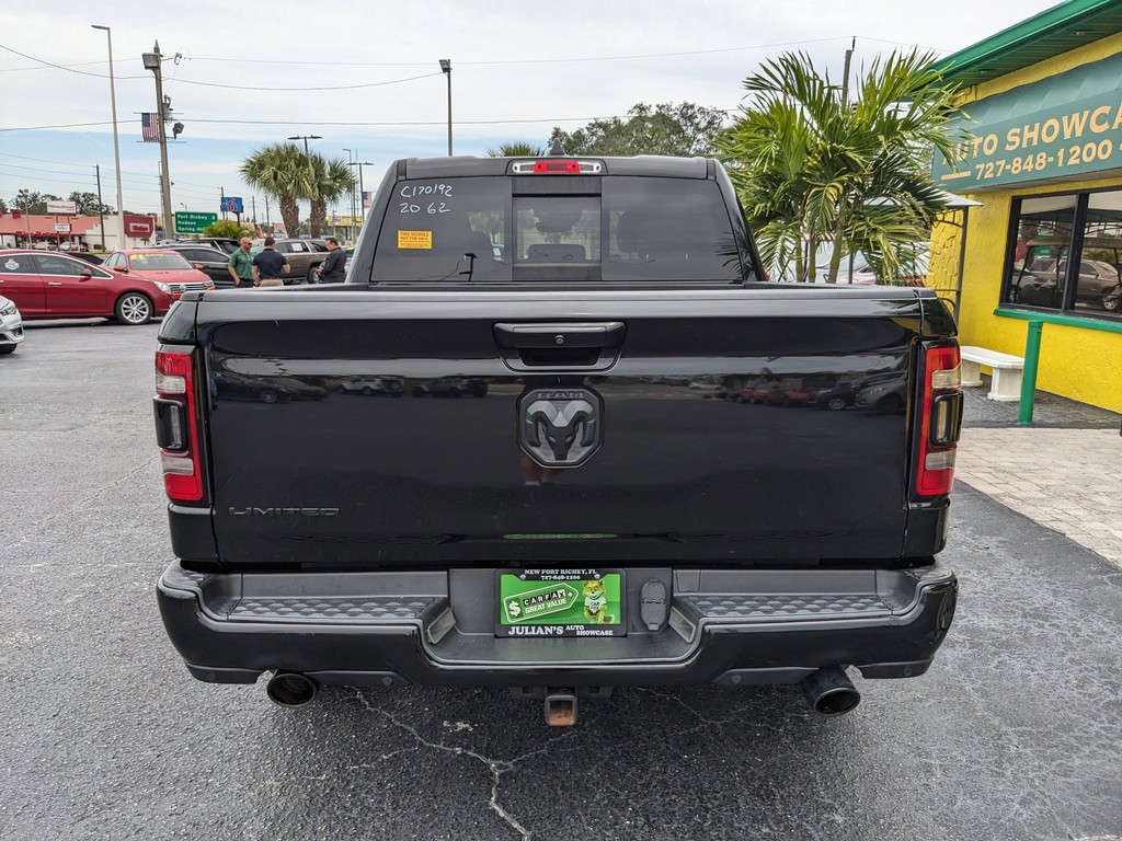 Ram 1500 Vehicle Full-screen Gallery Image 05