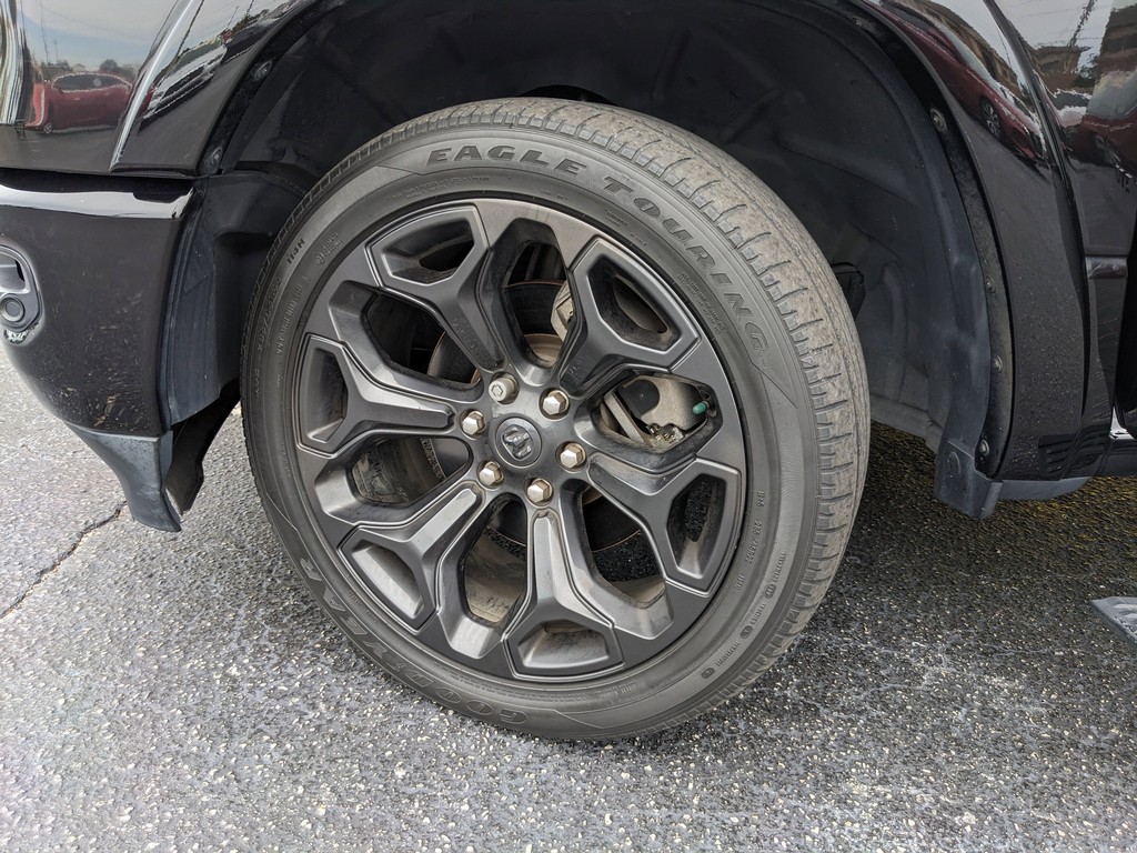 Ram 1500 Vehicle Full-screen Gallery Image 33