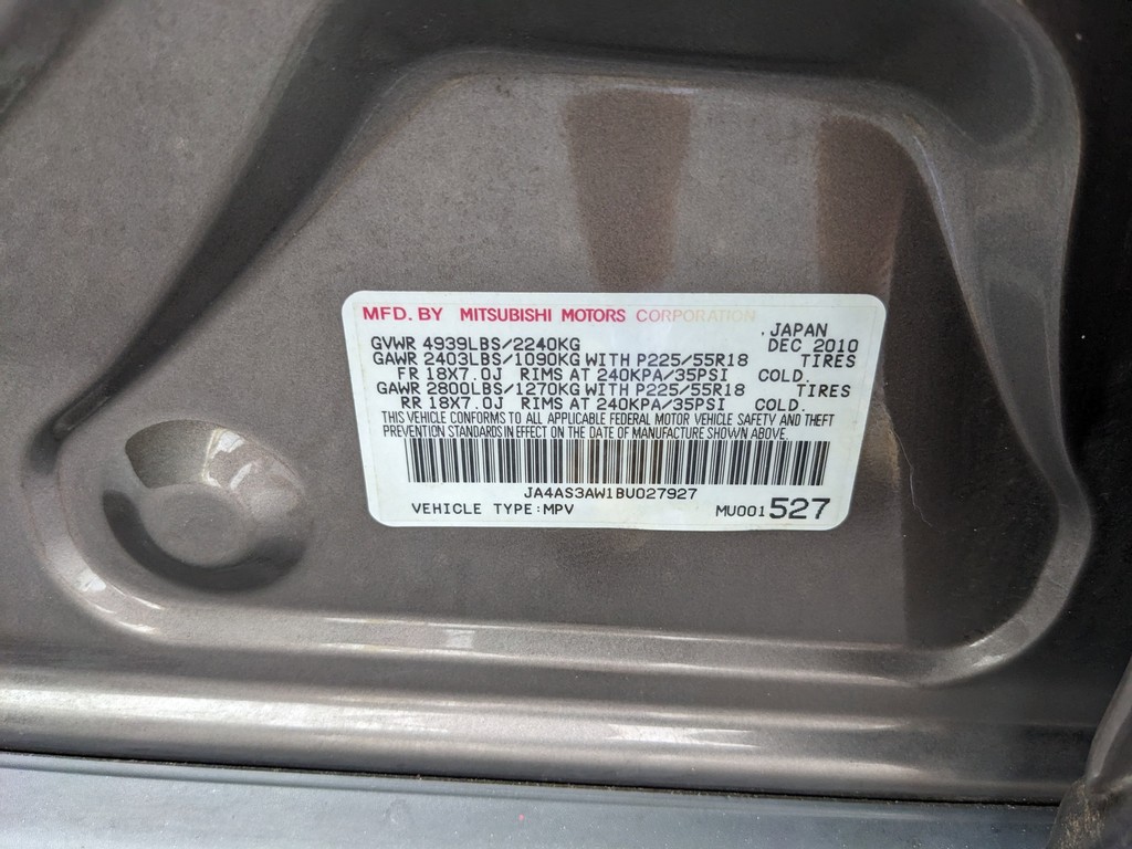 Mitsubishi Outlander Vehicle Full-screen Gallery Image 31