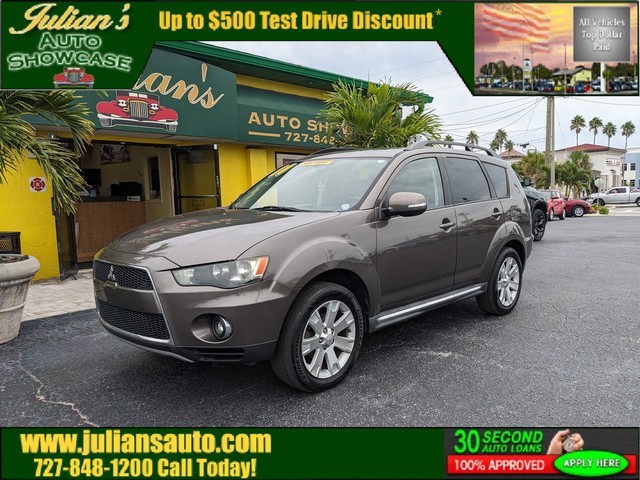 2011 Mitsubishi Outlander SE's photo