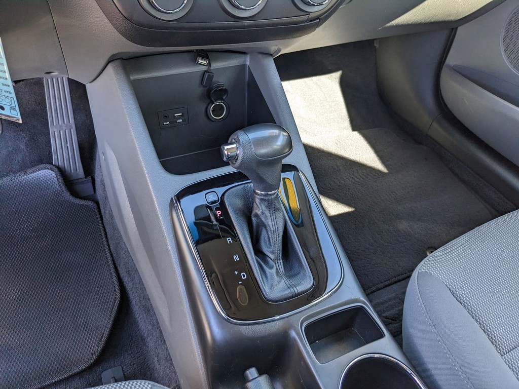 Kia Forte Vehicle Full-screen Gallery Image 20