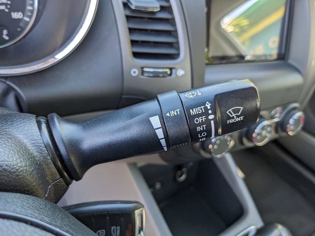 Kia Forte Vehicle Full-screen Gallery Image 26