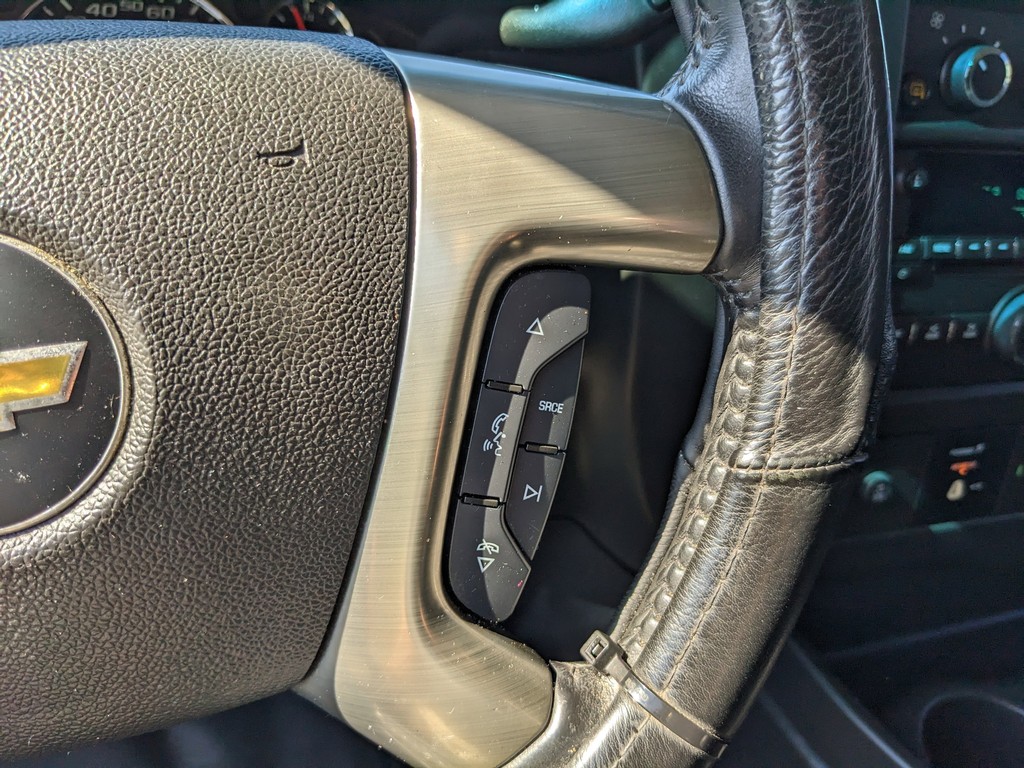 Chevrolet Express Cargo Van Vehicle Full-screen Gallery Image 13