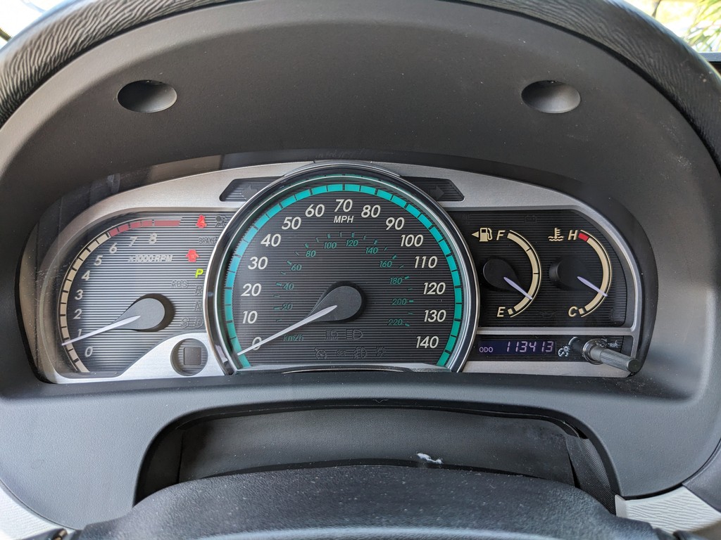 Toyota Venza Vehicle Full-screen Gallery Image 30