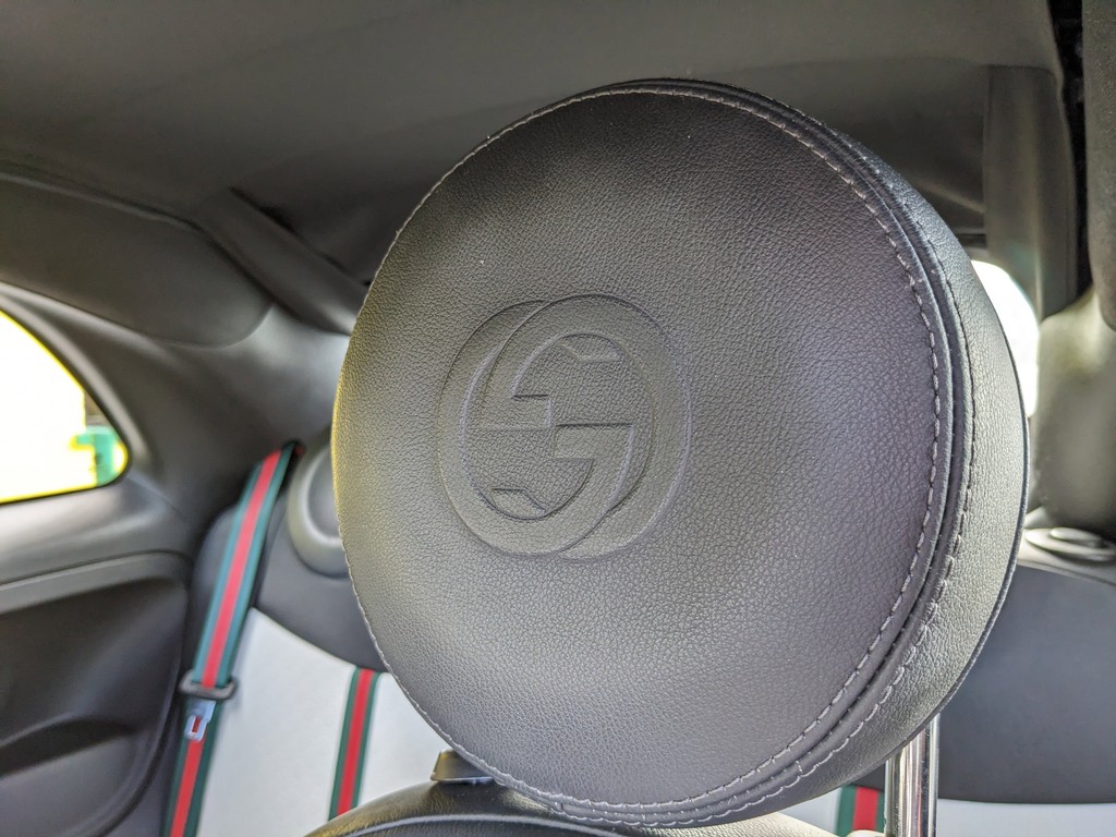 FIAT 500 Vehicle Full-screen Gallery Image 18