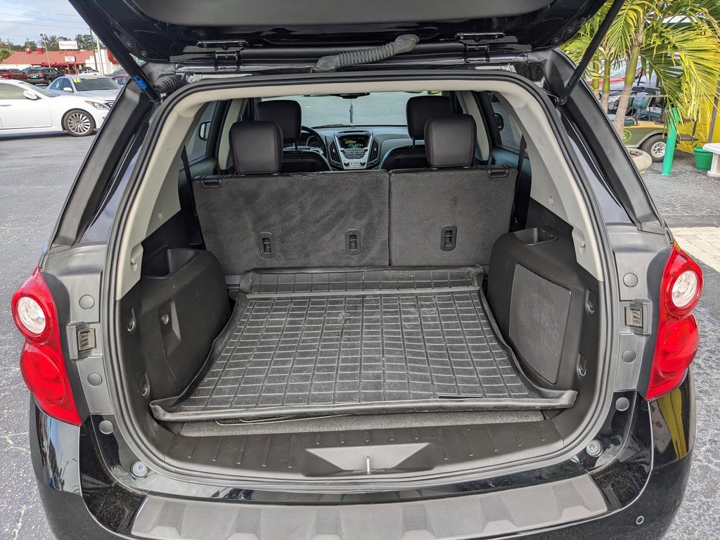 Chevrolet Equinox Vehicle Full-screen Gallery Image 09