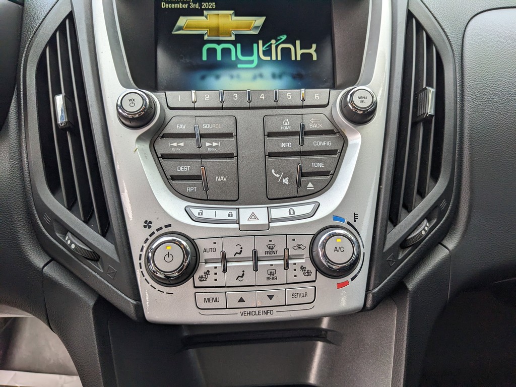 Chevrolet Equinox Vehicle Full-screen Gallery Image 23