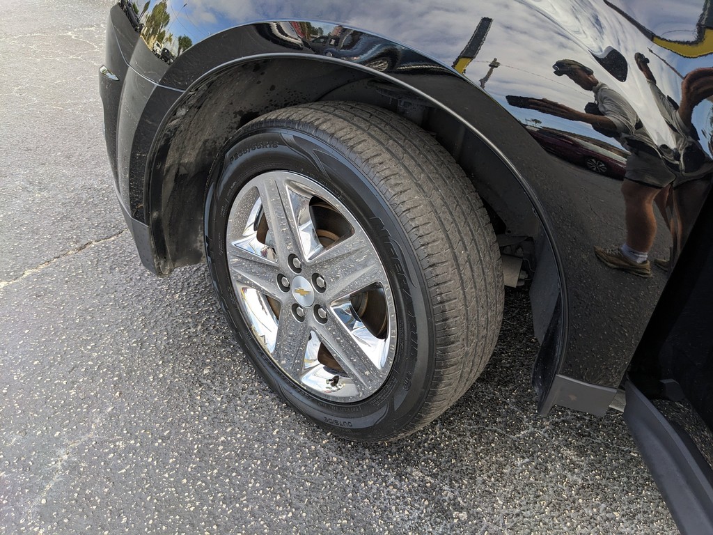 Chevrolet Equinox Vehicle Full-screen Gallery Image 31