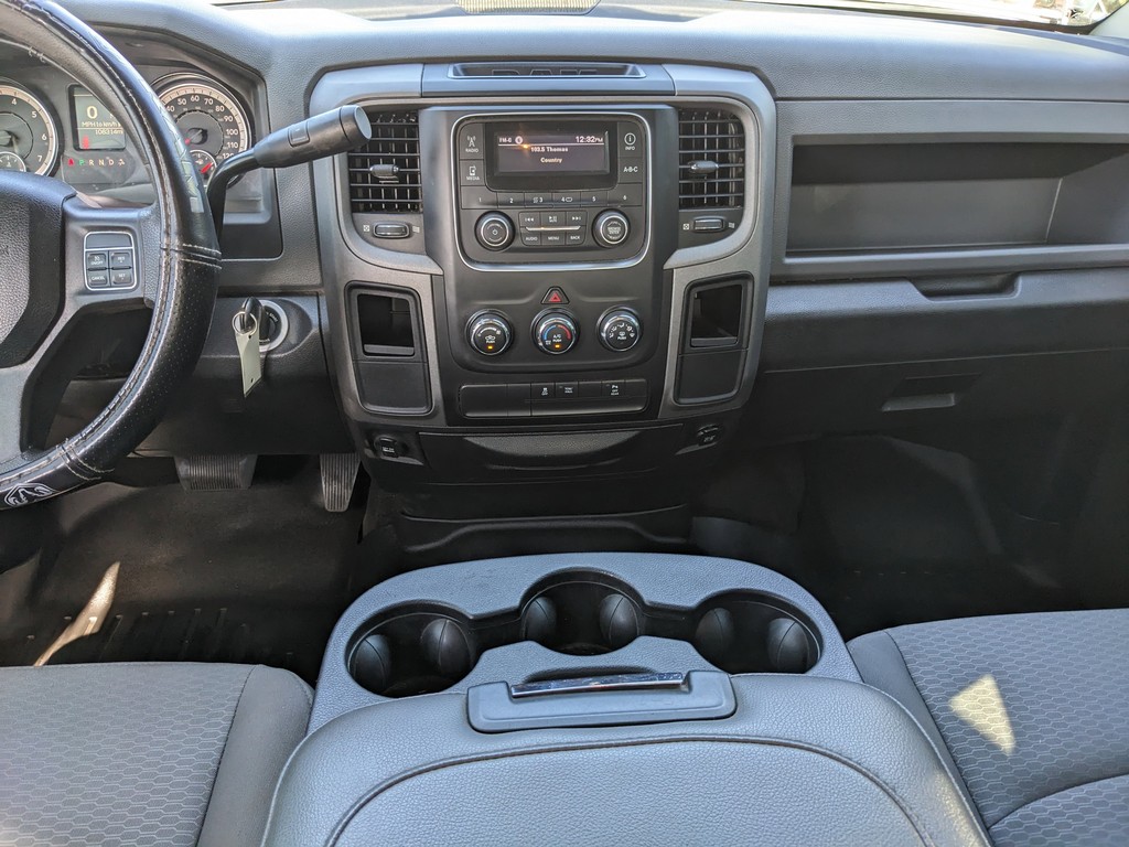 Ram 2500 Vehicle Full-screen Gallery Image 13