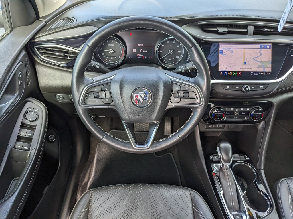 Buick Encore GX Vehicle Full-screen Gallery Image 14