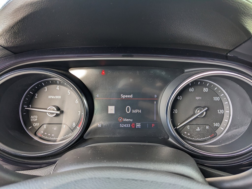 Buick Encore GX Vehicle Full-screen Gallery Image 33