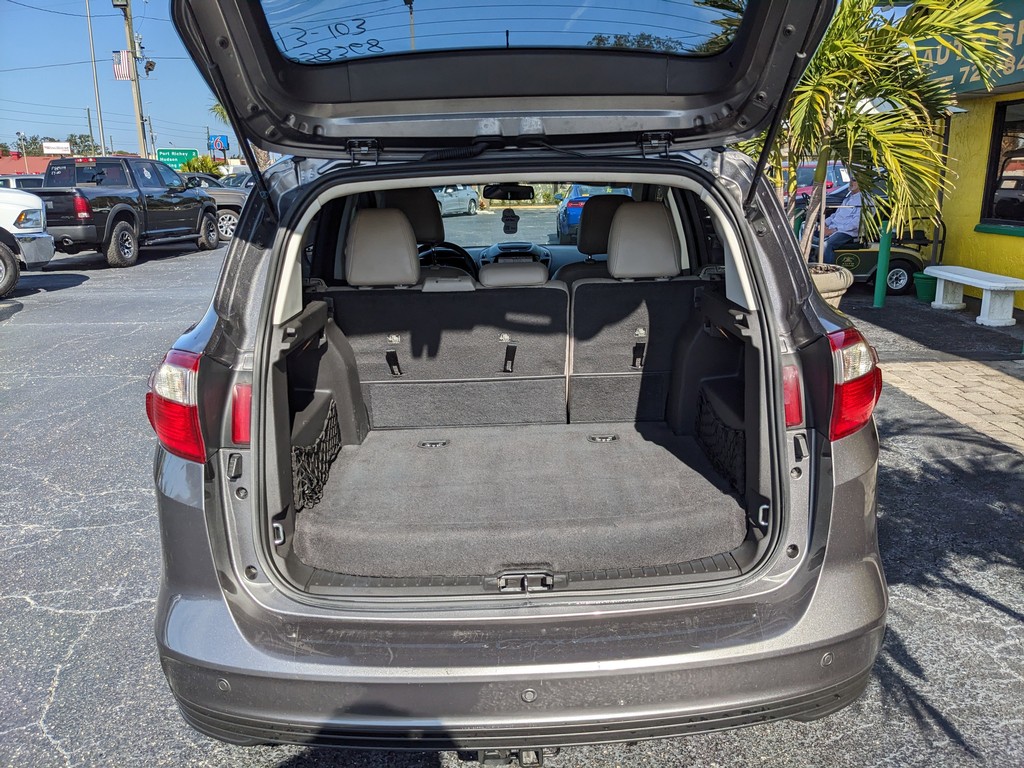 Ford C-Max Hybrid Vehicle Full-screen Gallery Image 12