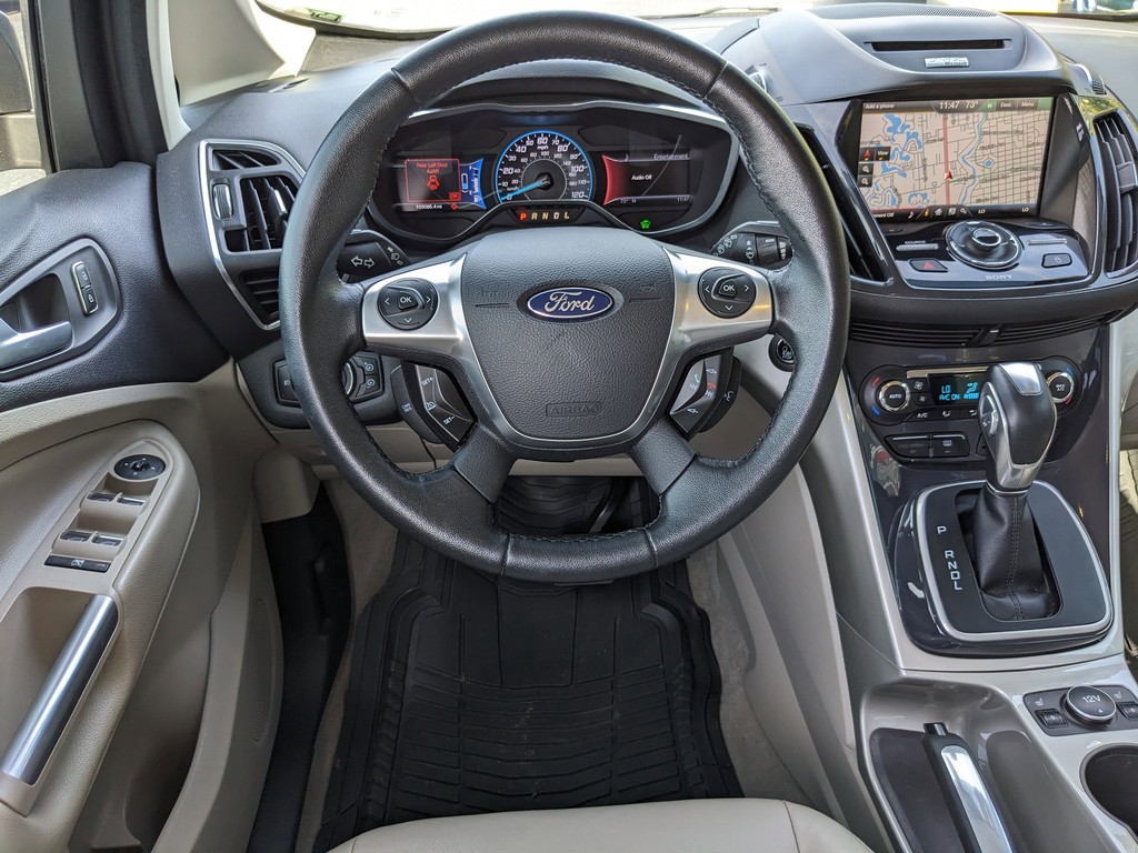 Ford C-Max Hybrid Vehicle Full-screen Gallery Image 15