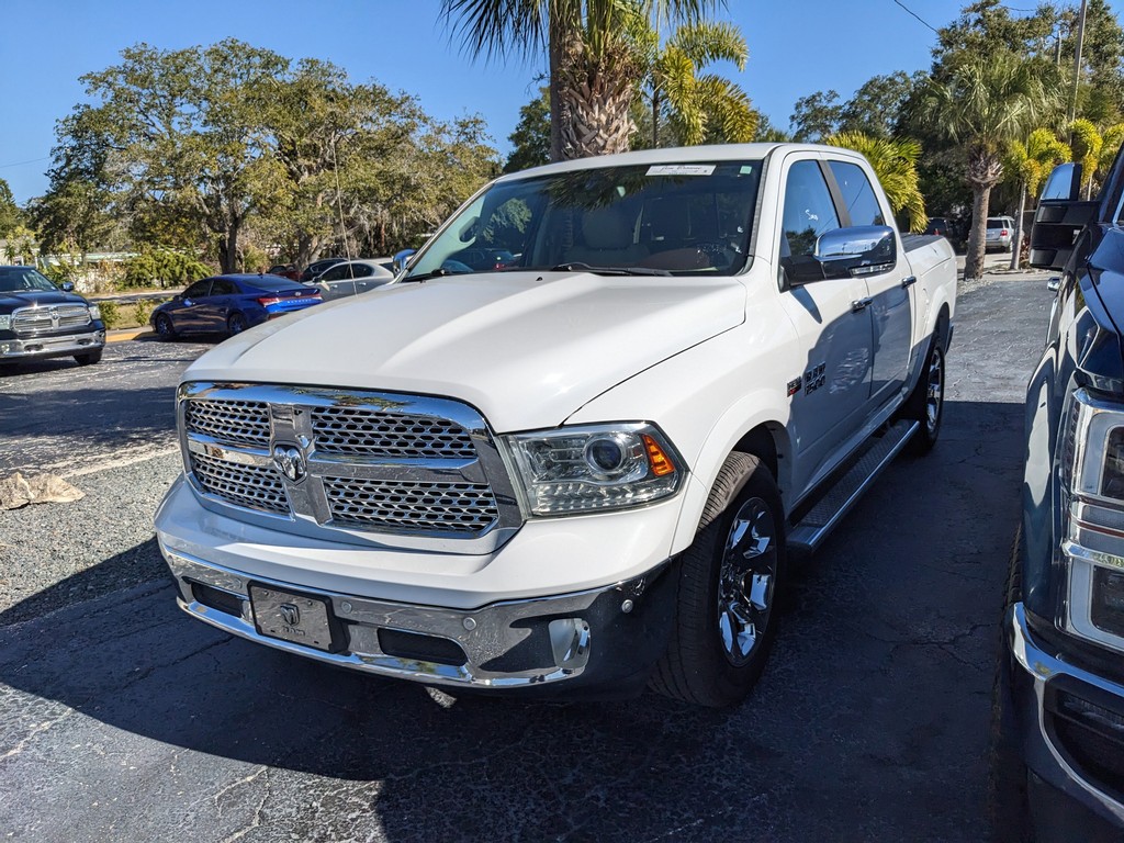 Ram 1500 Vehicle Full-screen Gallery Image 02
