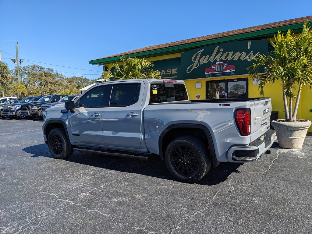 GMC Sierra 1500 Vehicle Full-screen Gallery Image 04