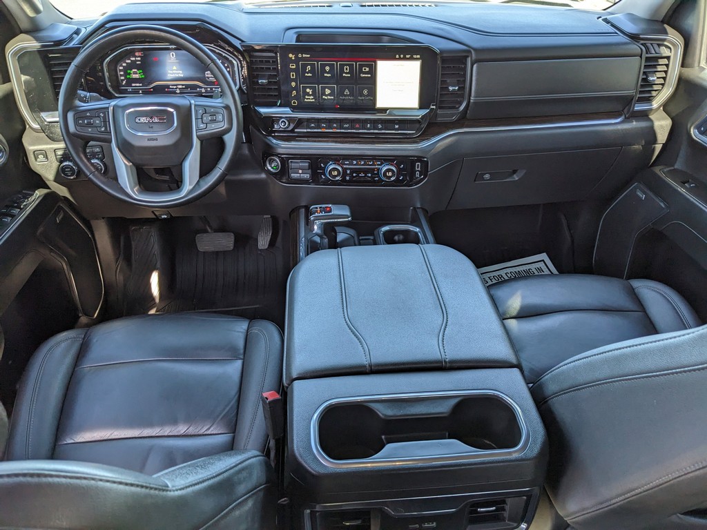 GMC Sierra 1500 Vehicle Full-screen Gallery Image 13