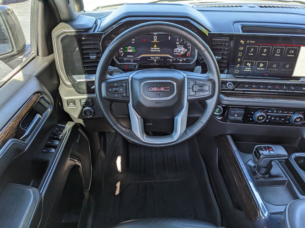 GMC Sierra 1500 Vehicle Full-screen Gallery Image 14
