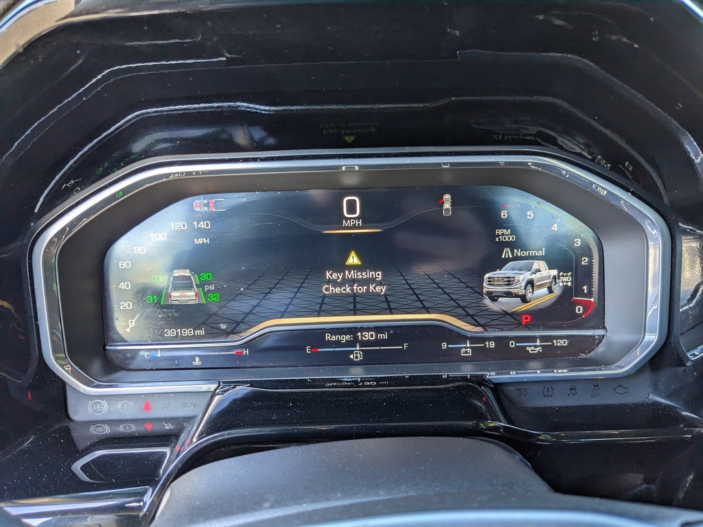 GMC Sierra 1500 Vehicle Full-screen Gallery Image 31