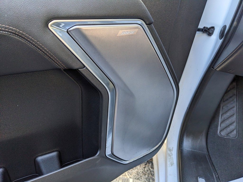 Chevrolet Silverado 1500 Vehicle Full-screen Gallery Image 13