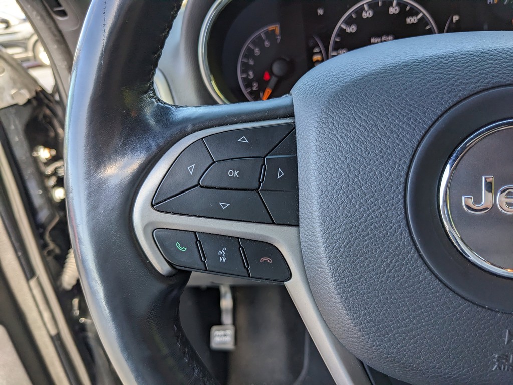 Jeep Grand Cherokee Vehicle Full-screen Gallery Image 27